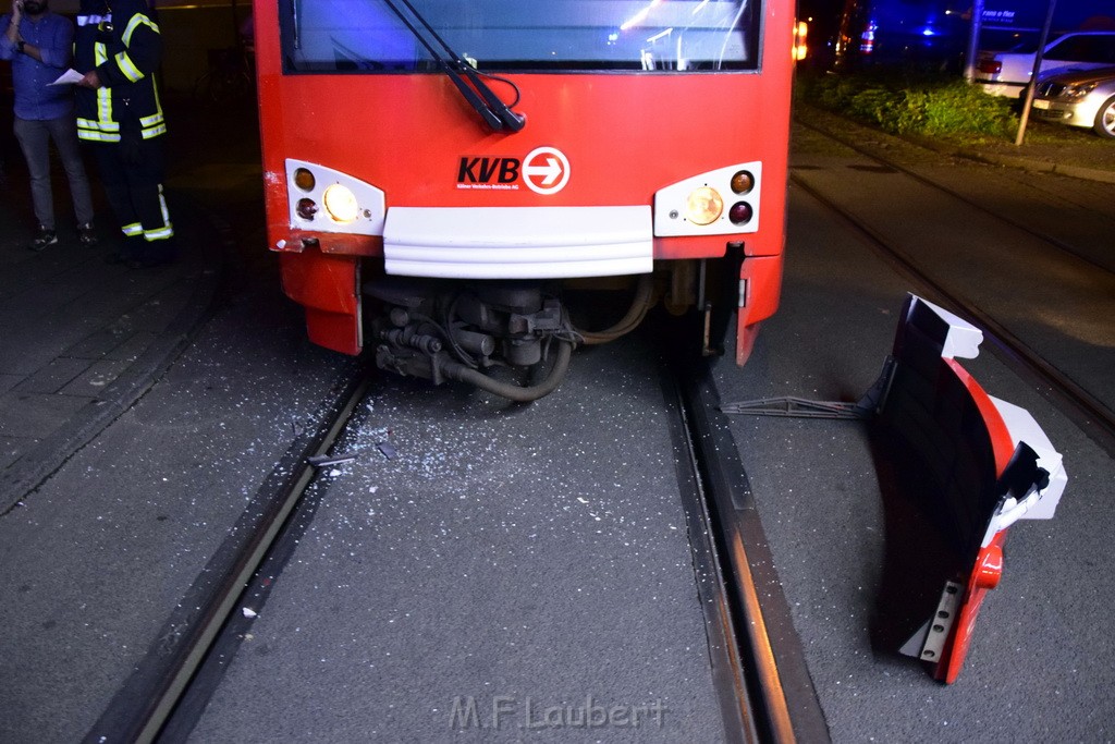 VU Pkw Strab PKlemm Koeln Altstadt Jahnstr P077.JPG - Miklos Laubert